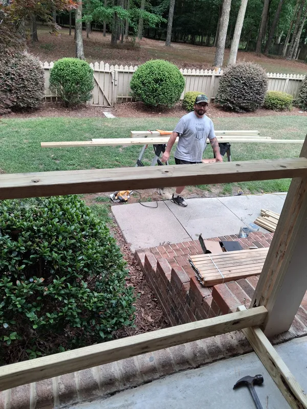 TRW Remodeling Exterior & Carpentry project photo