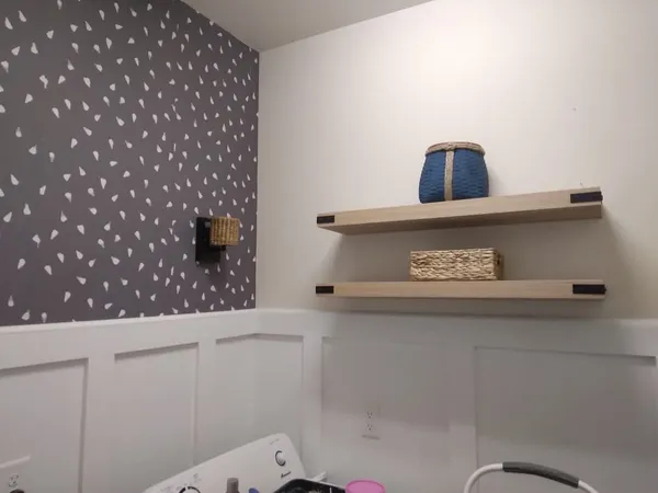TRW Remodeling Trim & Accent Walls project photo